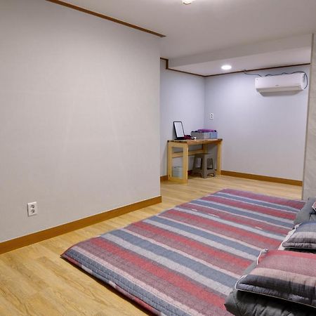 Guma Modern Hanokstay Daegu Eksteriør bilde